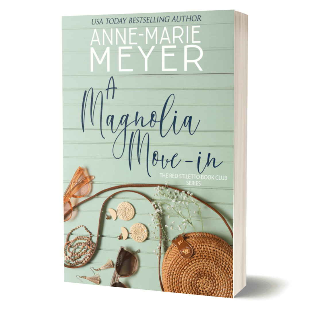A Magnolia Move-In - Paperback