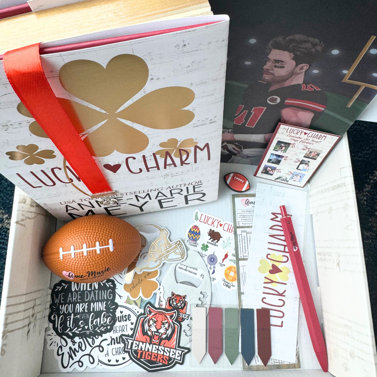 Lucky Charm - Special Edition + Swag