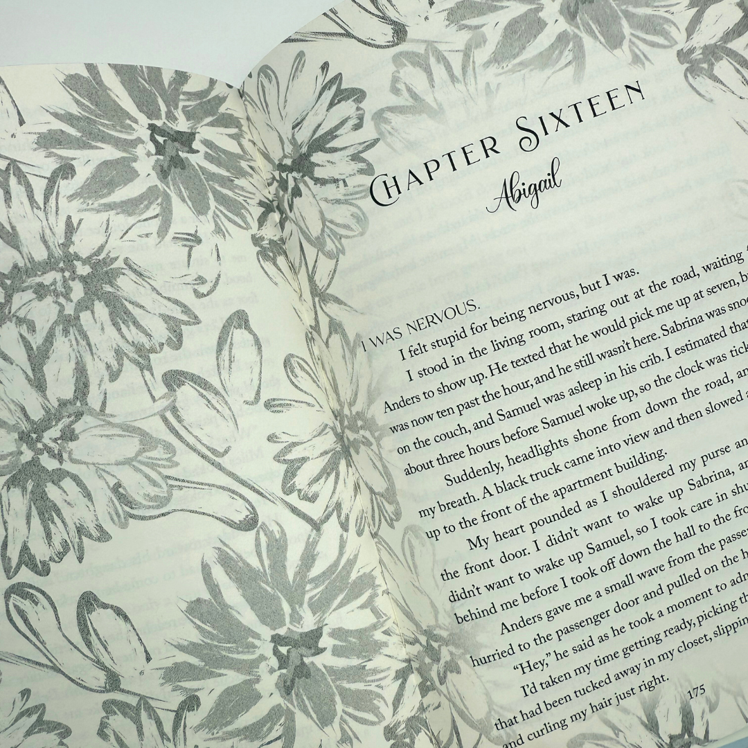 Sweet Tea and a Southern Gentleman: Deluxe Book Box for Romance Lovers