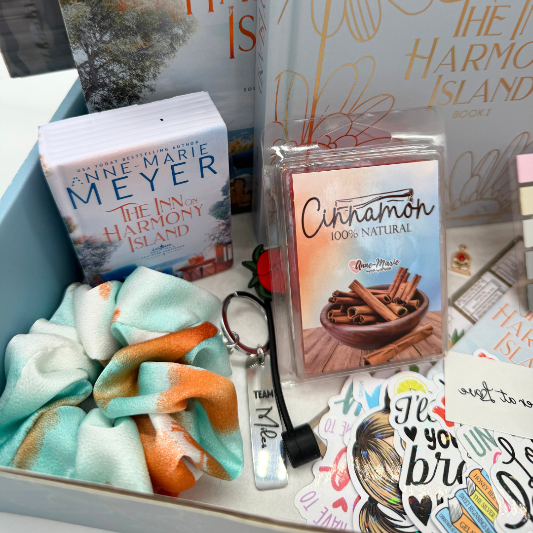 Sweet Tea and a Southern Gentleman: Deluxe Book Box for Romance Lovers