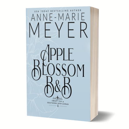 Apple Blossom B&B, Paperback